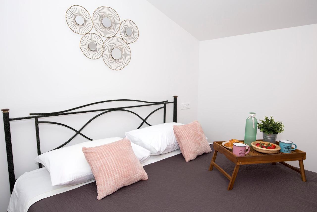 Apartment Maya Bellissima Tugare Bagian luar foto