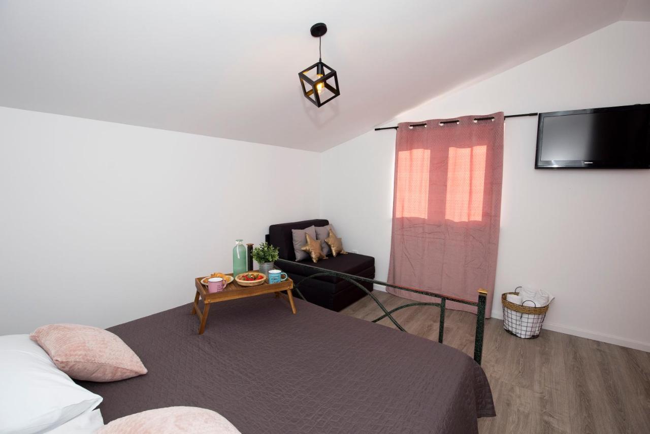 Apartment Maya Bellissima Tugare Bagian luar foto